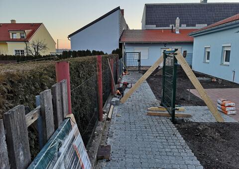 Doppelstabgitterzaun in 2540 Bad Vöslau Niederösterreich 03