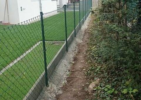 Maschendrahtzaun in 2340 Mödling Niederösterreich 02