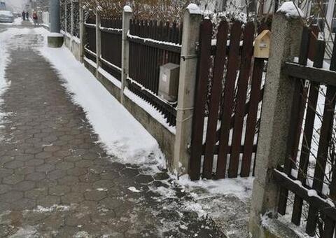 Doppelstabgitterzaun in 1130 Wien 03