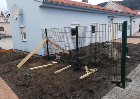 Doppelstabgitterzaun in 2540 Bad Vöslau Niederösterreich 04
