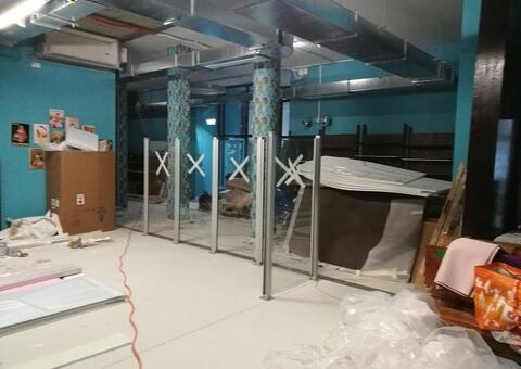 Glaszaun in 1020 Wien 05