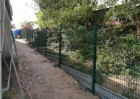 Doppelstabgitterzaun in 2333 Leopoldsdorf Niederösterreich 08