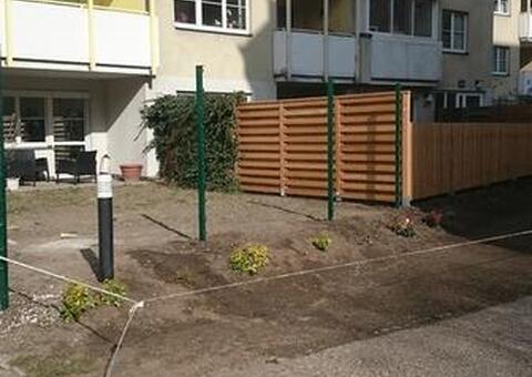 Doppelstabgitterzaun in 1140 Wien 07