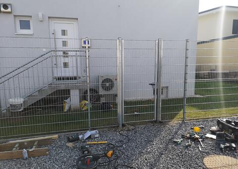 Doppelstabgitterzaun in 2440 Gramatneusiedl Niederösterreich 10
