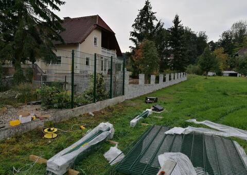 Doppelstabgitterzaun in 3375 Krummnussbaum Niederösterreich 01