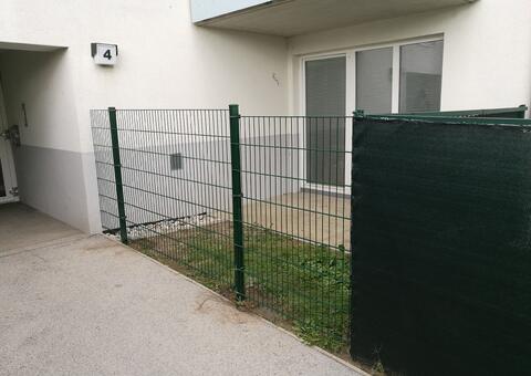 Doppelstabgitterzaun in 2440 Gramatneusiedl Niederösterreich 02