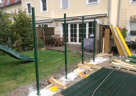 Doppelstabgitterzaun in 2340 Mödling Niederösterreich 08