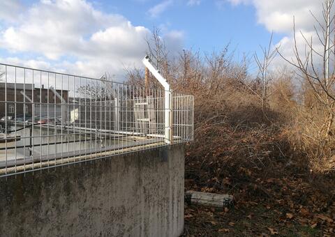 Doppelstabgitterzaun in 2340 Mödling Niederösterreich 05